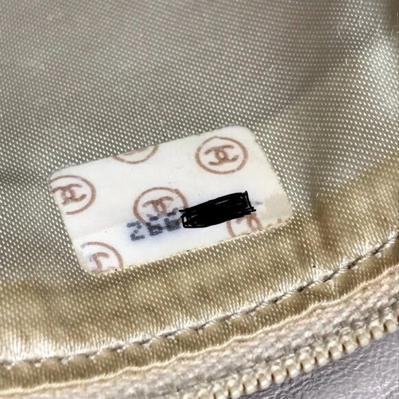 CHANEL vintage Logo Matelasse Quilted Fringe Tassel Crossbody Shoulder Bag - Picture 11 of 16